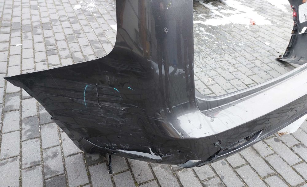 Chrysler Voyager zderzak tył