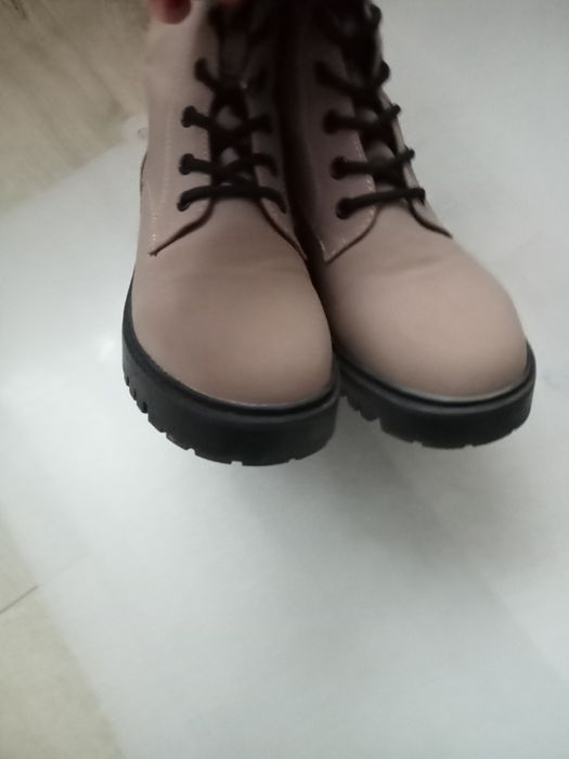 Buty za kostkę kolor ciemny beż