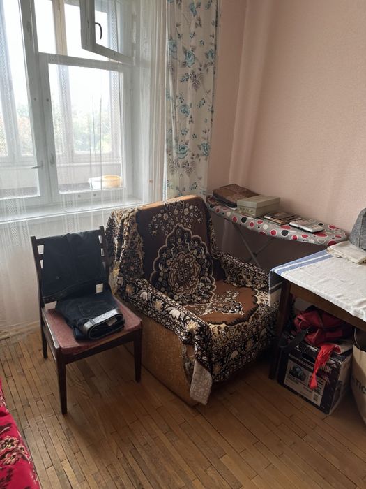 Шафа, стінка, диван, крісло, шафа у прихожу