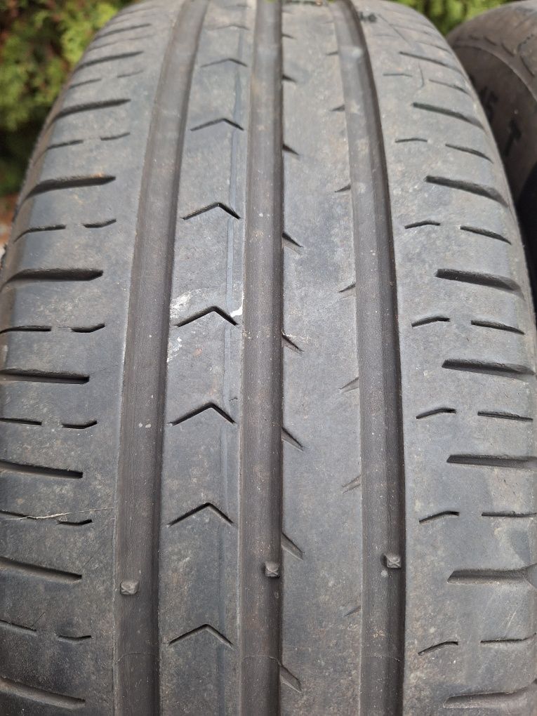 Dwie letnie opony marki Continental 185/65 R15