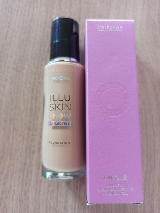 Podkład THE ONE Illuskin Glow Reflective