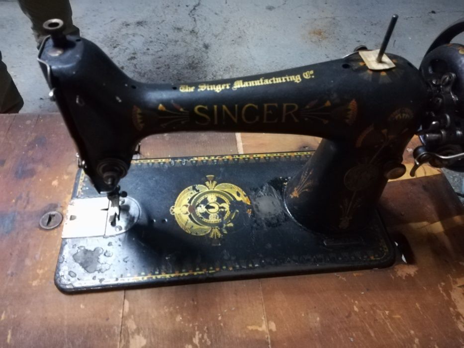 Maquina de costura Singer