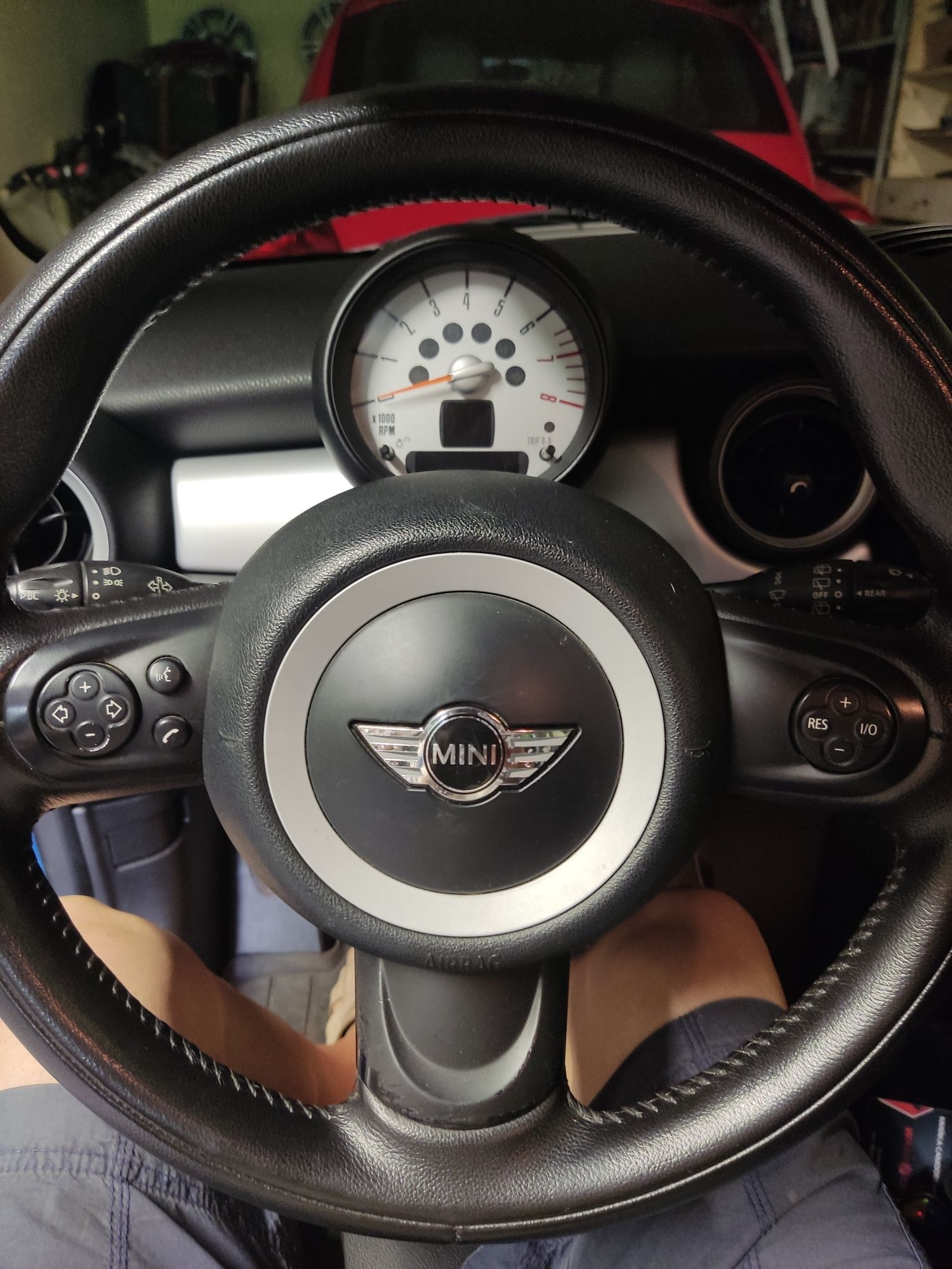 Mini cooper R56 2012 год