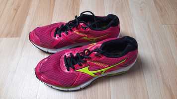 Buty do biegania Mizuno Wave Ultima 5 roz. 39