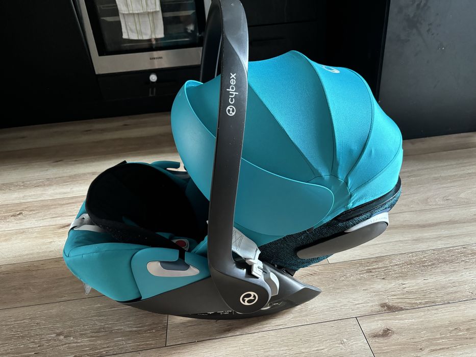 Cybex cloud z fotelik/nosidełko