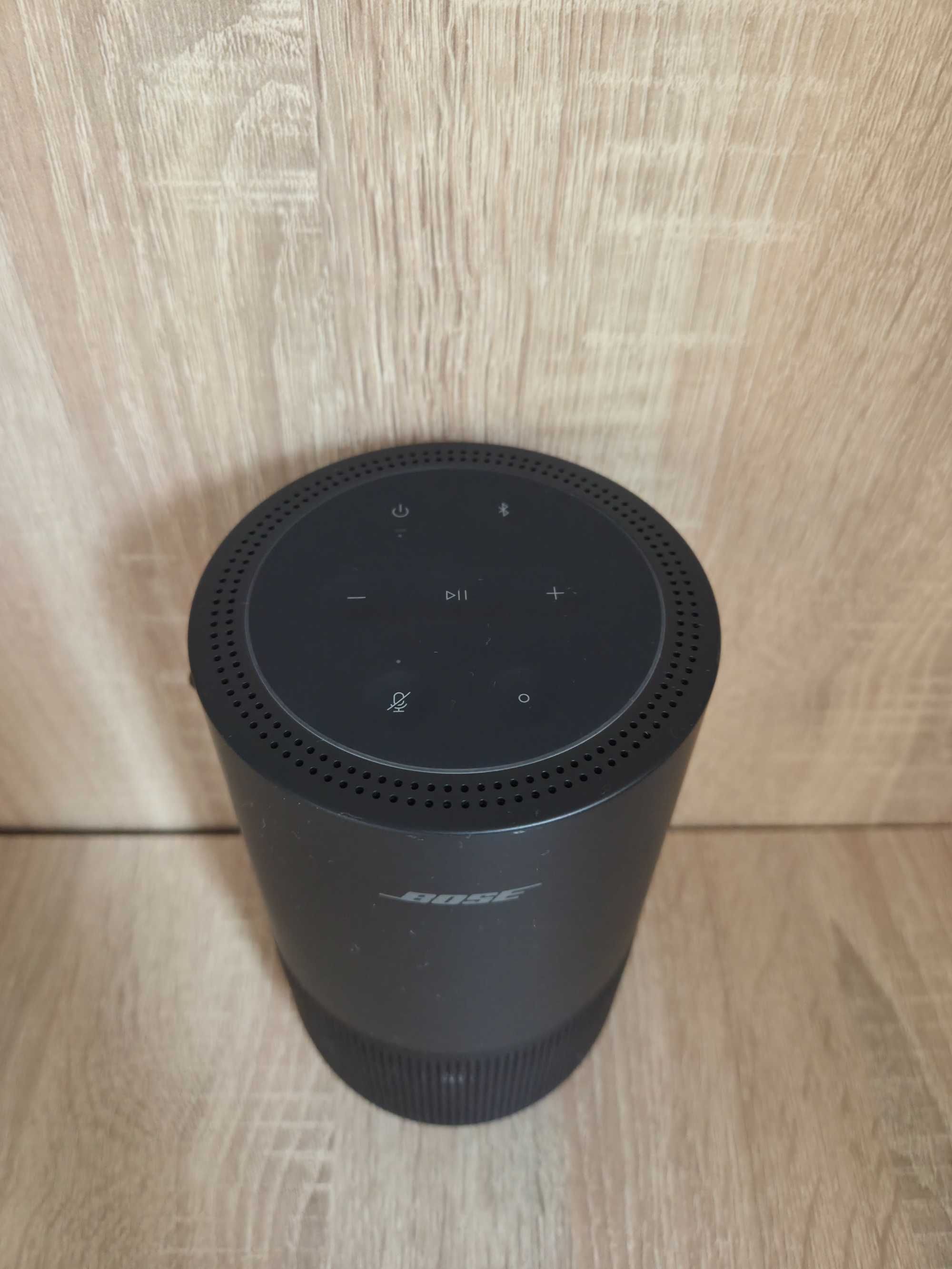 Bose Portable Smart Speaker + Port ładujący