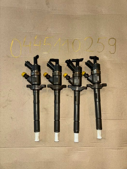 Wtrysk wtryskiwacz Volvo V50 S40 II C30 V70 III 1.6 D 0445.110259