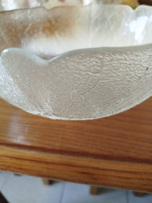 Taça em loiça e vidro