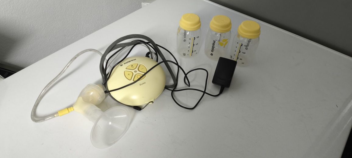 Extrator de leite materno Medela Swing