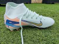 Chuteira de futebol Nike Superfly