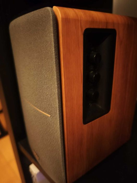 EDIFIER Studio R1280T Conjunto de colunas 2.0, com controlo remoto IR