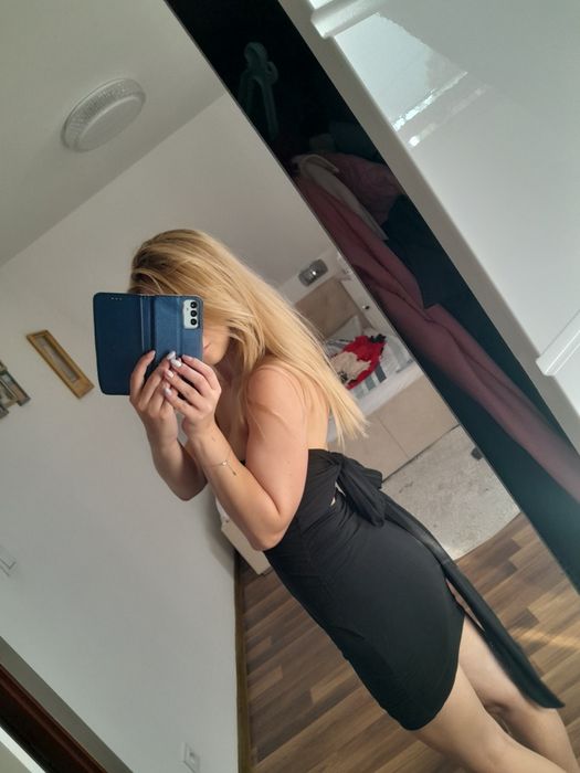 Sukienka hiszpanka wiązana sexy czarna mini kobieca podkreślająca xs s