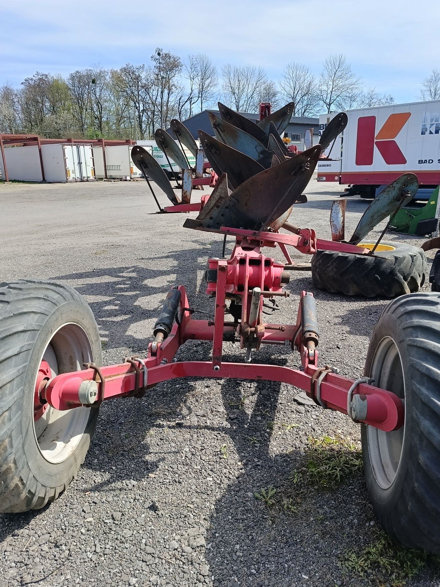 Плуг Massey Ferguson