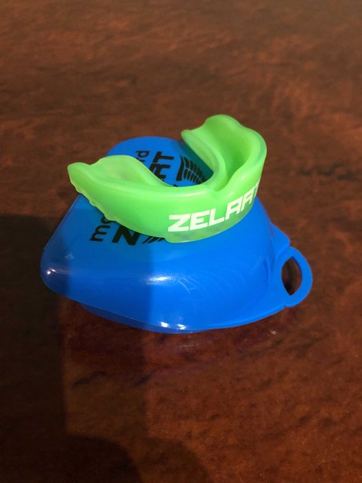 Капа боксерская одночелюстная ДЕТСКАЯ, ПОДРОСТКОВАЯ,  цвета в ассорт.