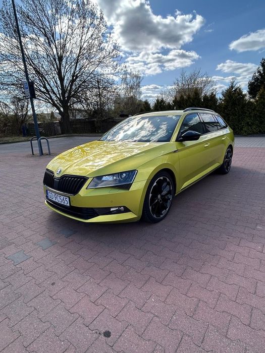Skoda Superb Skoda SUPERB 2.0 TDI 4x4 Sportline DSG