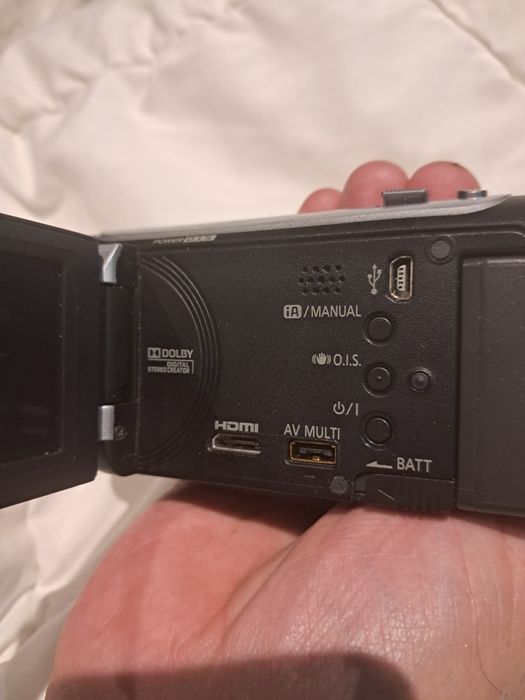 Продам відеокамеру PANASONIC