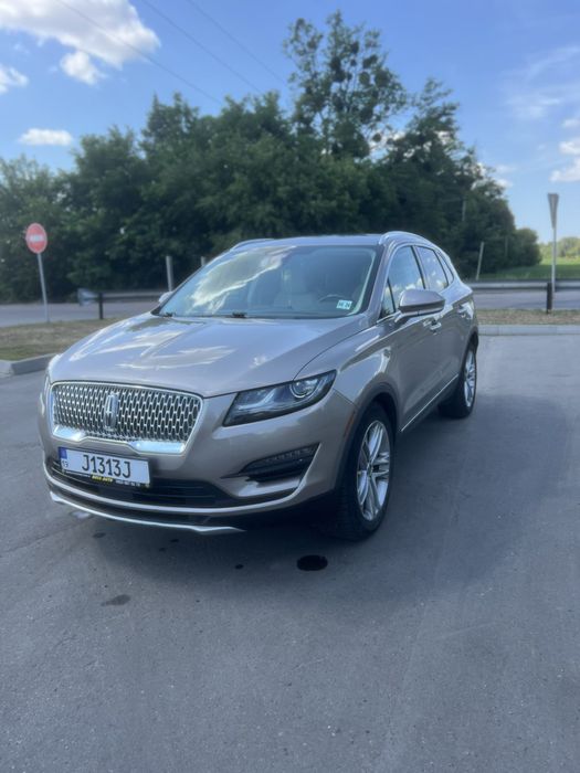 Продам Lincoln MKC 2019  2.0