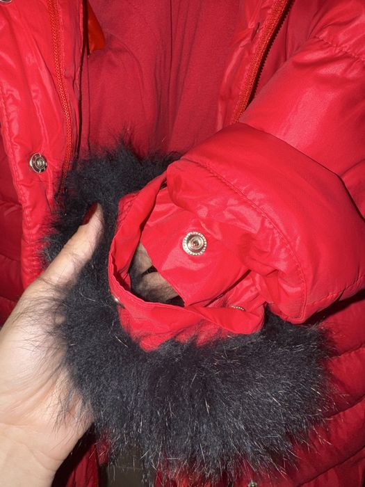 Продам зимове пальто, пуховик, куртку для дівчинки 6/7 (122)