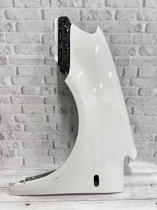 Оригінальне крило Праве / Ліве Volkswagen Caddy III / Кадді 3