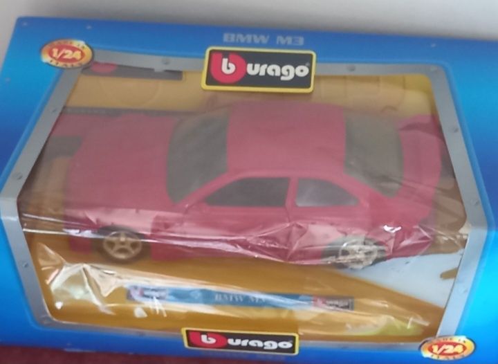 Bburago 1/14 Bmw m3