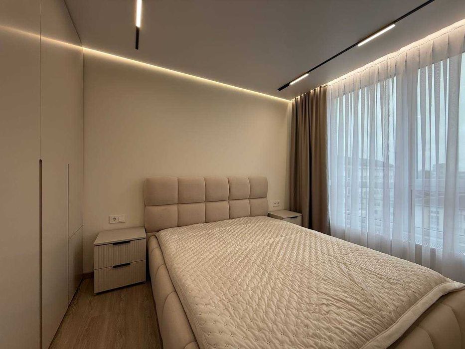 Укомплектована однокімнатна в Центрі