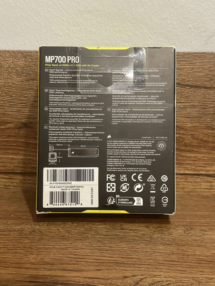 Corsair MP700PRO