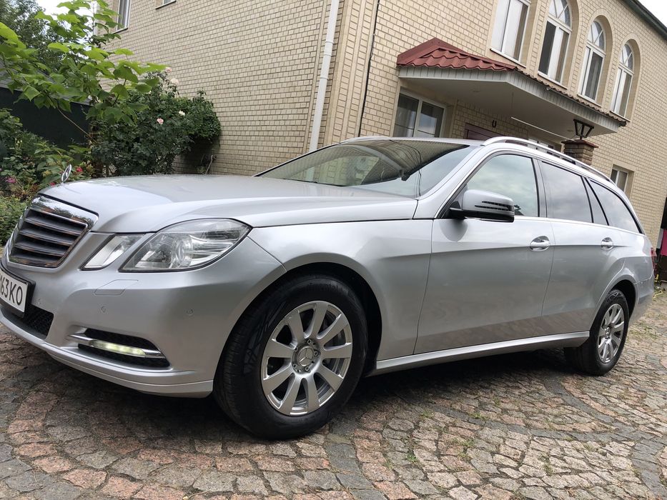 Merсedes Bensz 212 E-300 ,2012р дизель+гібрид!!