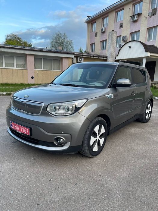 Автомобіль kia soul
