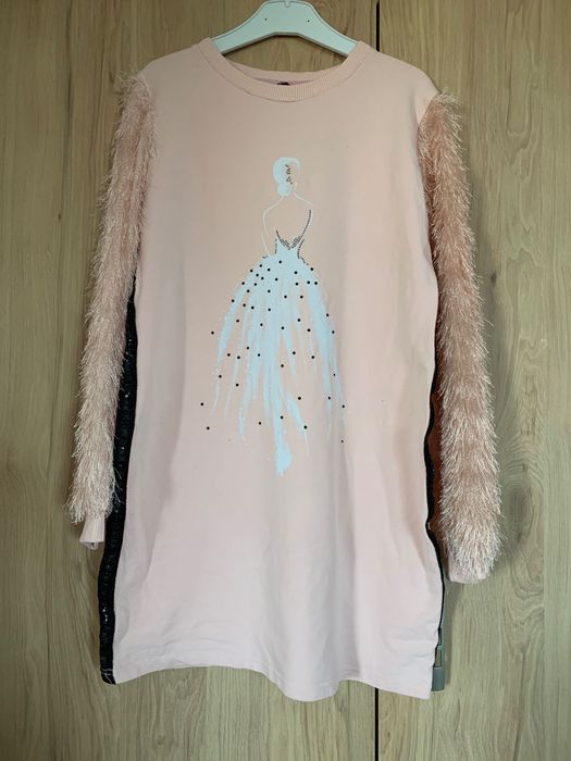 Нарядне платтячко для дівчинки