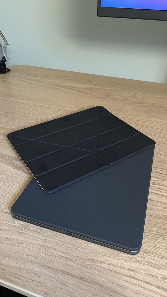 Bundle IPad Pro 12.9 5th Gen + Capas e Apple Pencil
