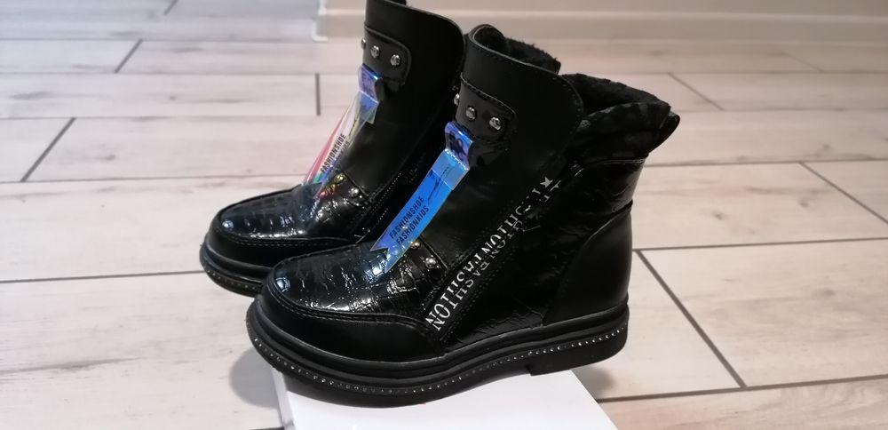 Ботінки дитячі весна-осінь 28р