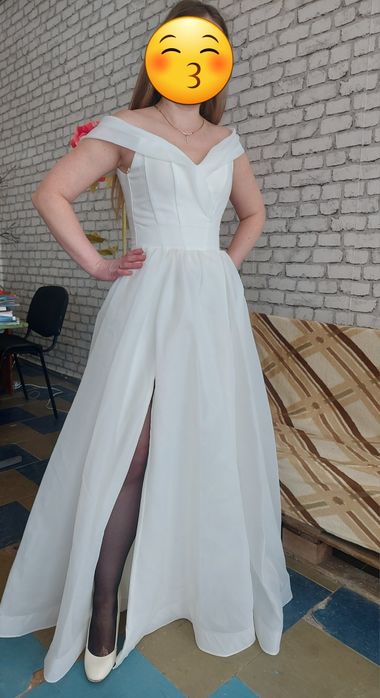 Весільне, випускний 42-46 р. Корсет