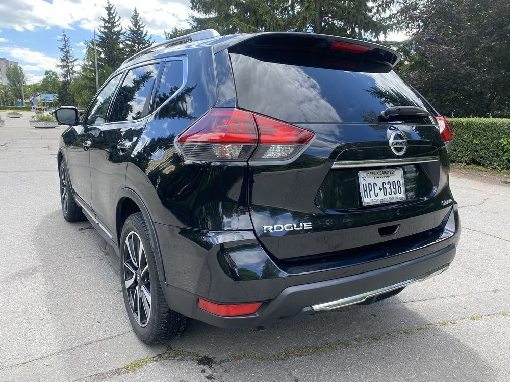 Nissan Rogue ( X-TRAIL) SL awd