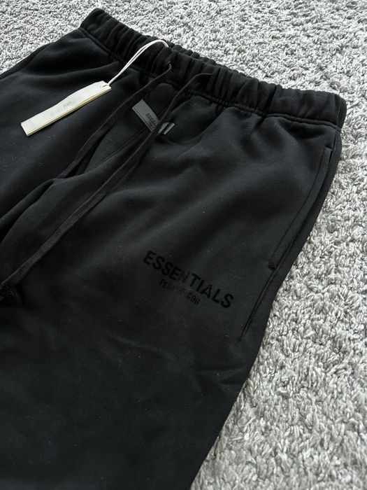 Штани Essentials