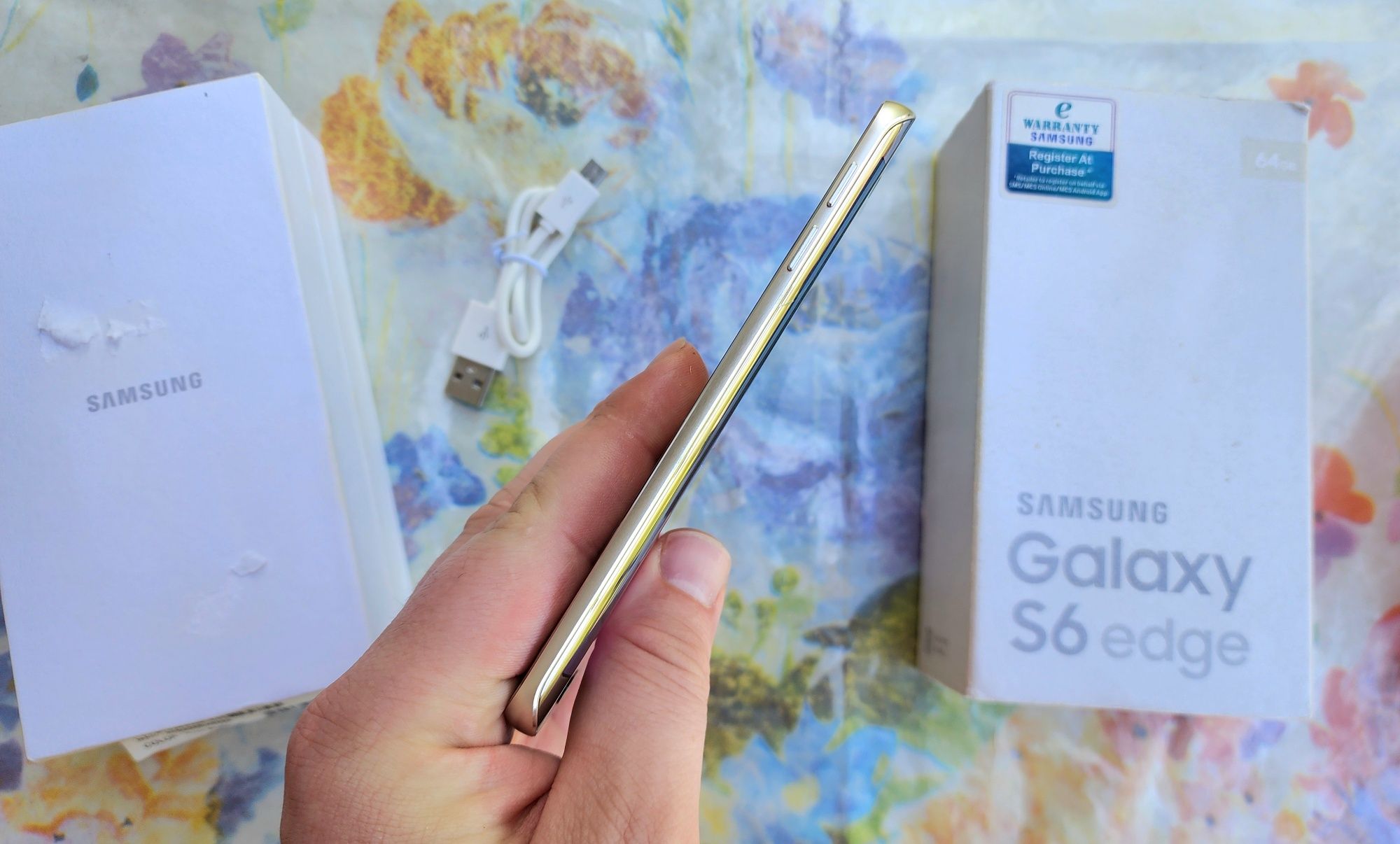 Samsung S6 Edge Gold Platinum.3/64Gb.4G/LTE.Super AMOLED,2560х1440.