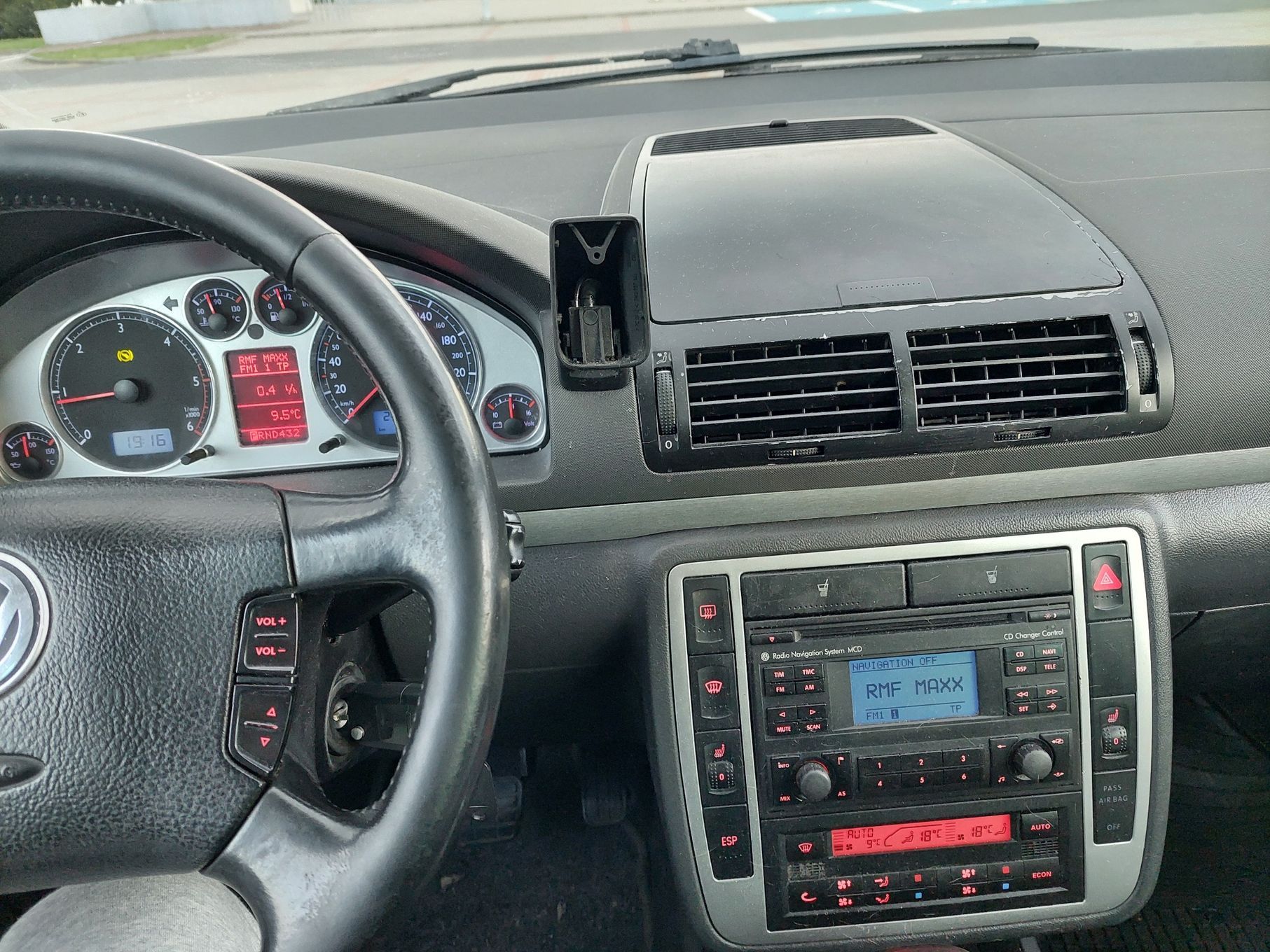 Volkswagen Sharan 1.9 TDI, automat, bezwypadkowy