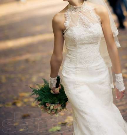 Весільна сукня..