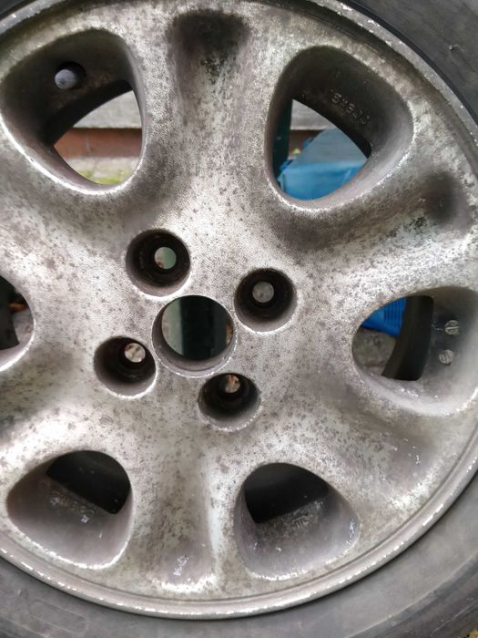 Felgi z oponami zimowymi Michelin 195/ 65  R15