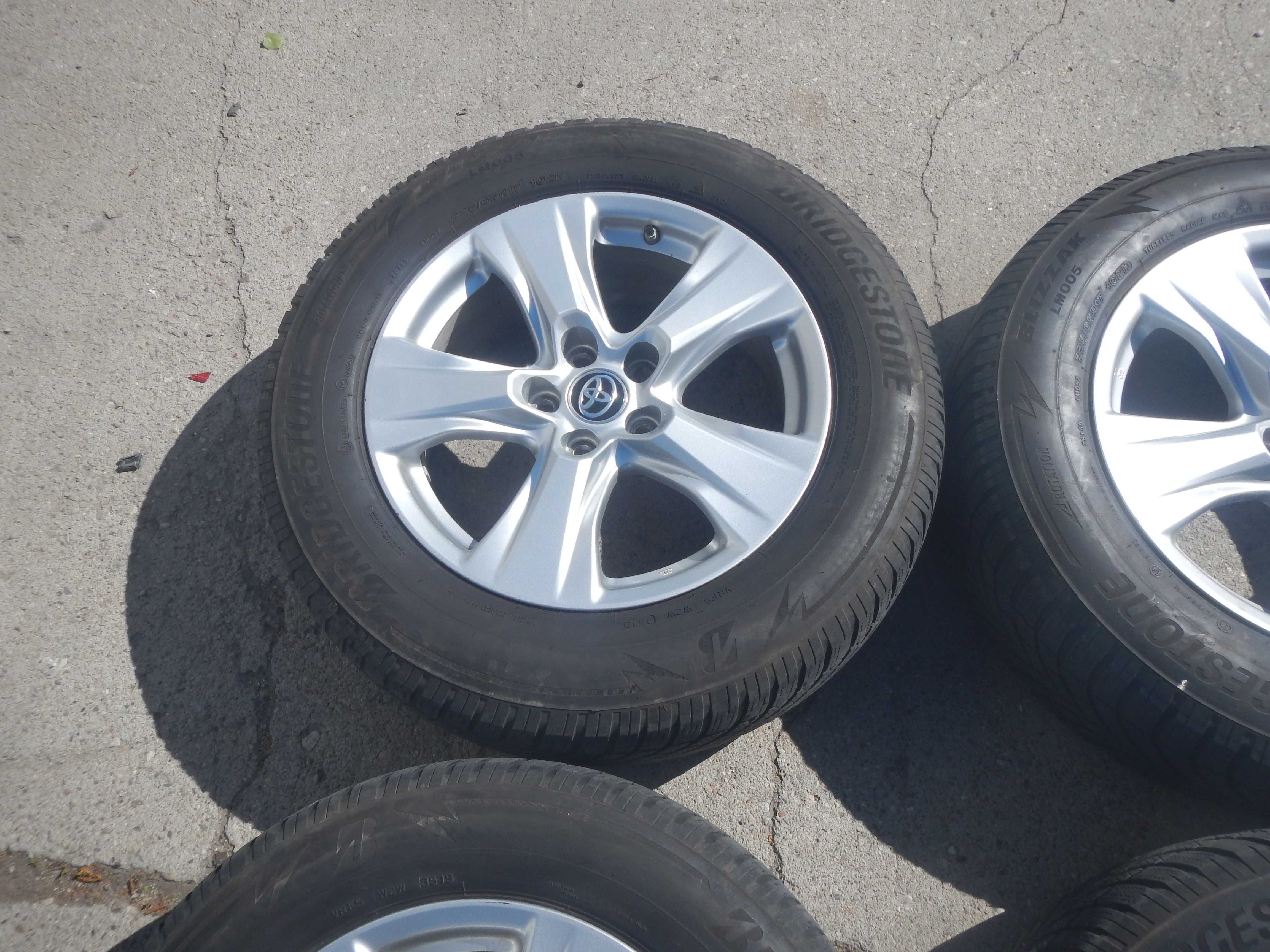 17'' Felgi Aluminiowe Toyota RAV 4/V Nowy model  5x114.3 + Opony