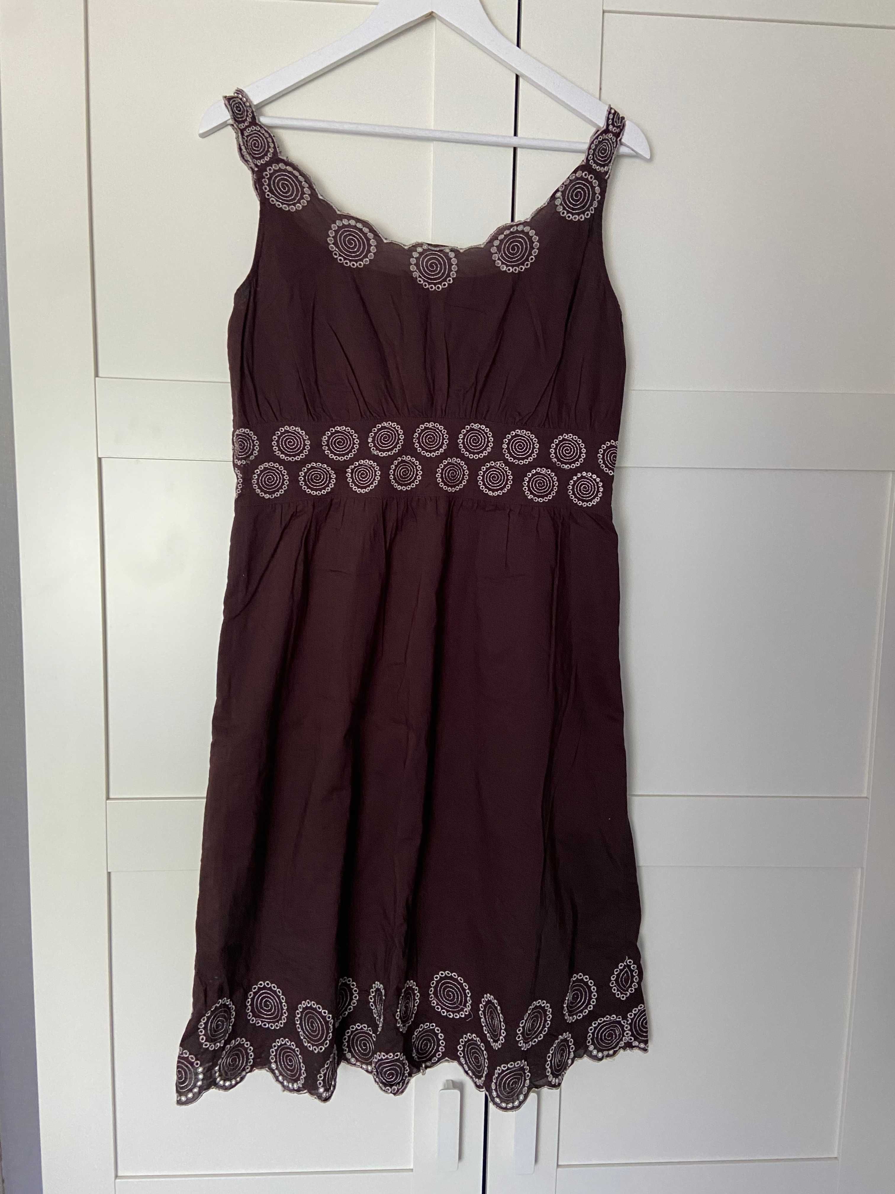 Letnia brązowa sukienka z haftowanymi wstawkami Tiffi Vintage 38-40