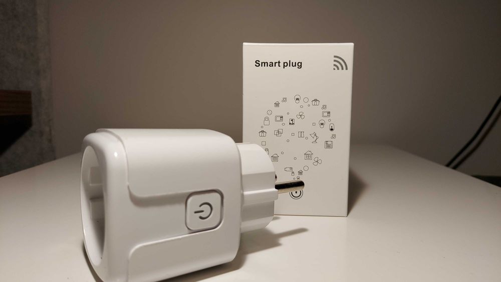 Gniazdko inteligentne WiFi TUYA watomierz programator 20A