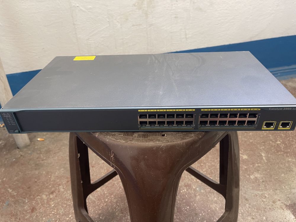 Cisco Catalysts 2960 WS-C2960-24TT-L