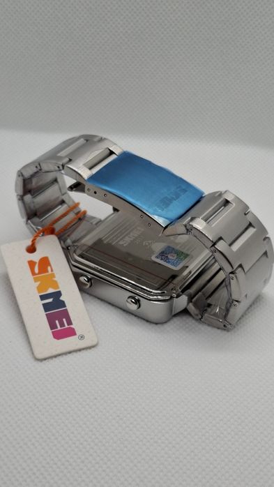 Nowy zegarek męski z widocznym CHIP marki SKMEI 2033 kolor srebrny