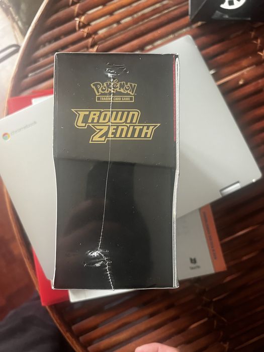 Etb crown zenith selada