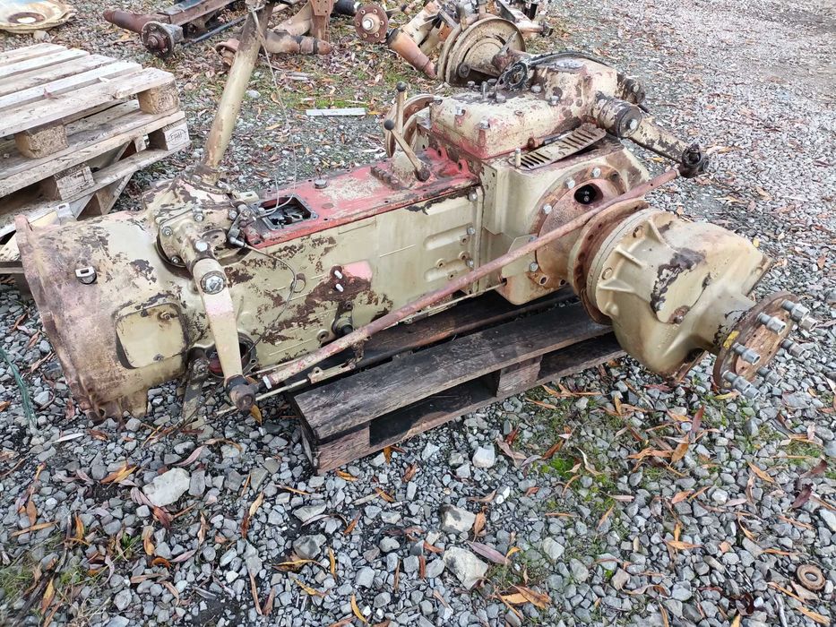 Skrzynia biegów zetor 7011,6911,5711,6711, ursus c360 c355 c4011 piękn