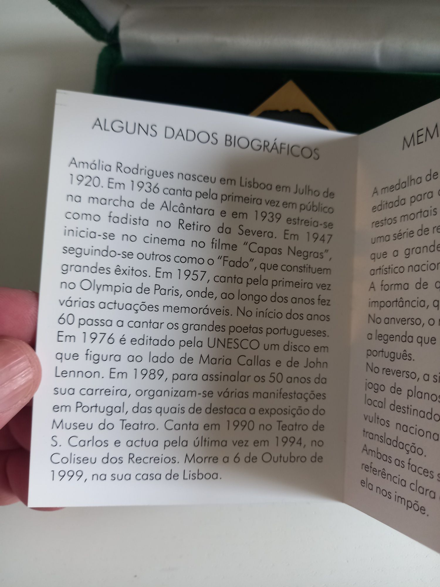 Medalha Comemorativa de Amália Rodrigues