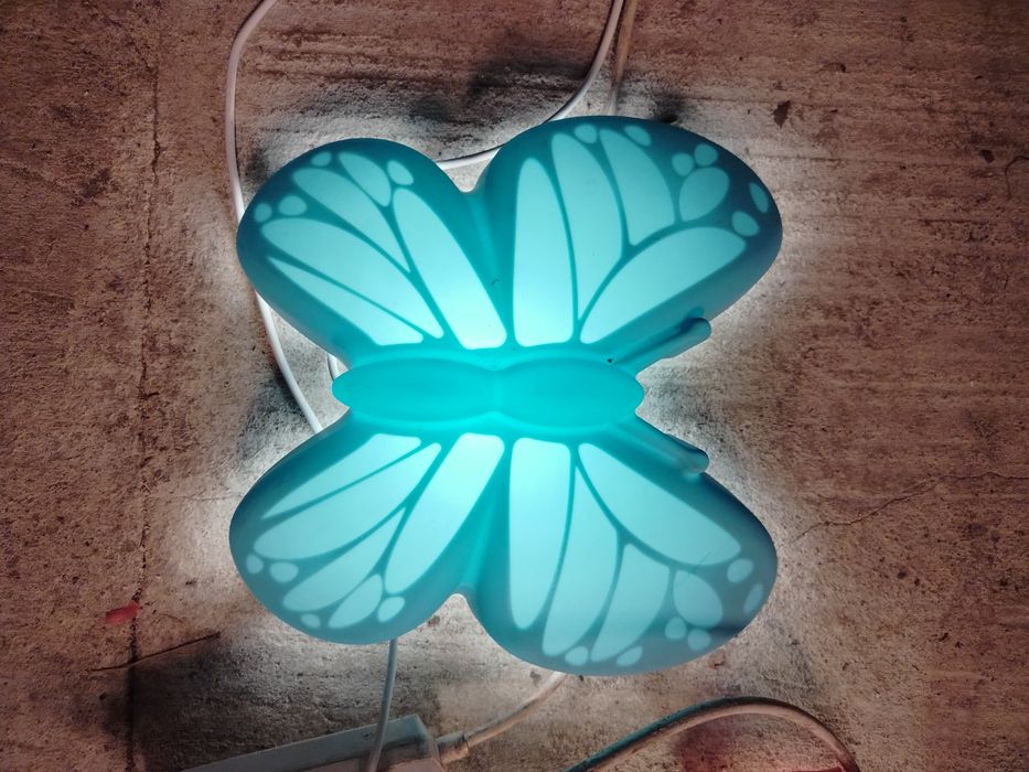 Lampki ścienne Ikea motyl kwiatek kwiat LED dziecięce kinkiety