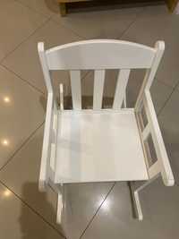 Krzesełko bujane IKEA Sundvik w kolorze białym