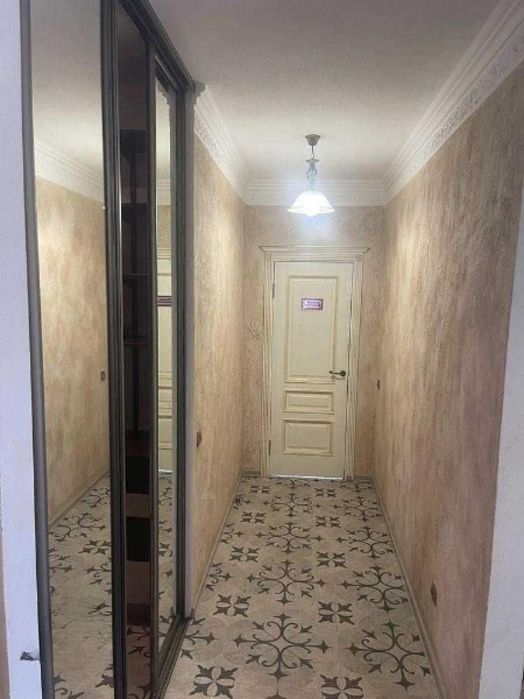 Простора та світла 3-кімнатна квартира 75 м² Урлівська 23-В