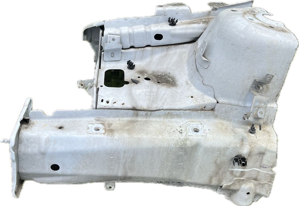 ćwiartka podłużnica ford focus mk3 2011- prawy przód